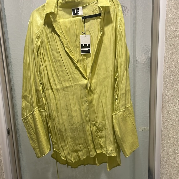 LOCAL EUROPEAN CRINKLE BLOUSE & PANT SET CHARTREUSE SIZE SMALL NWT - Picture 5 of 5